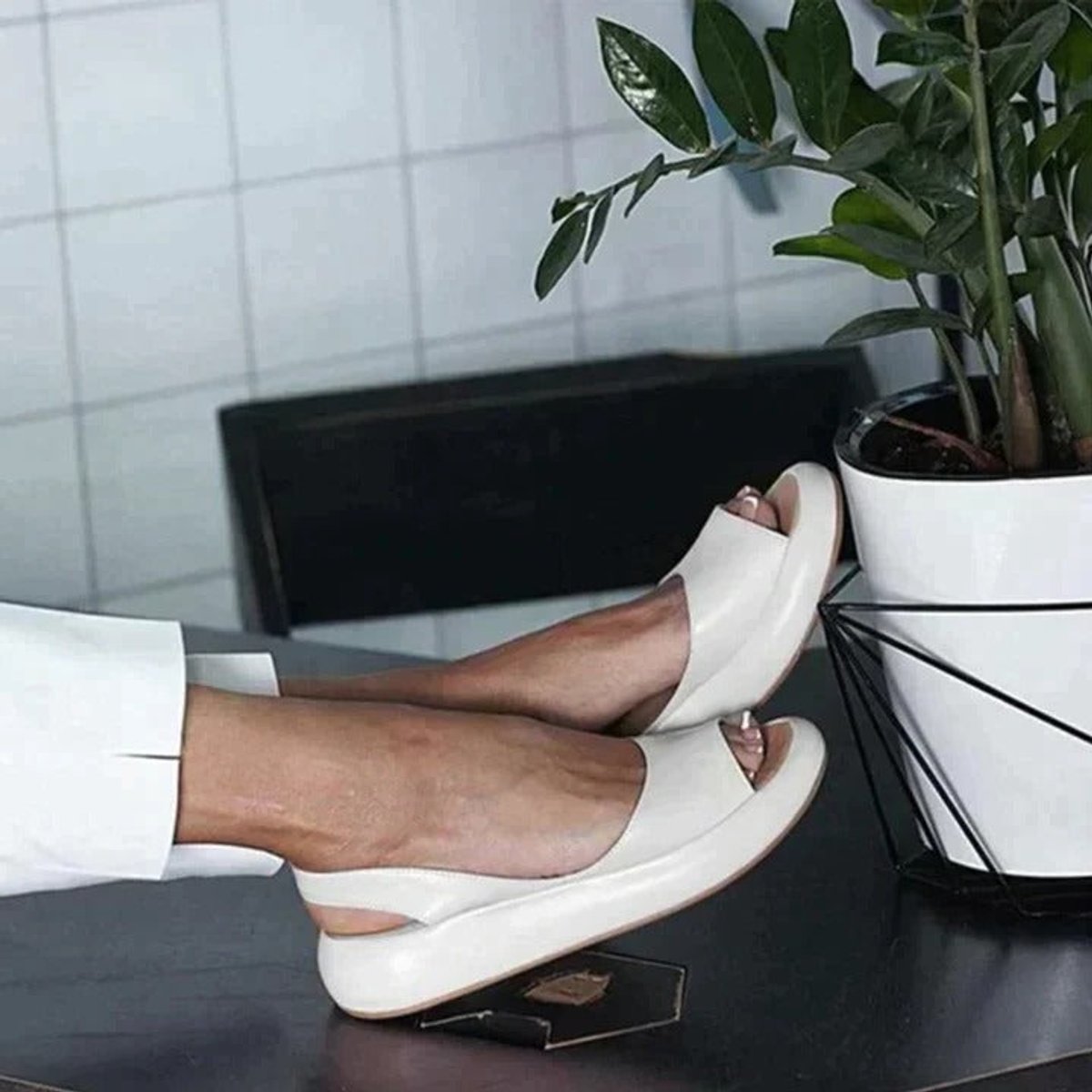 Darla | Women's Peep Toe Flat Slingback Sandals